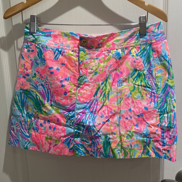 Lilly Pulitzer Nicki Skort in Multi Fan Sea Pants - Picture 2 of 8